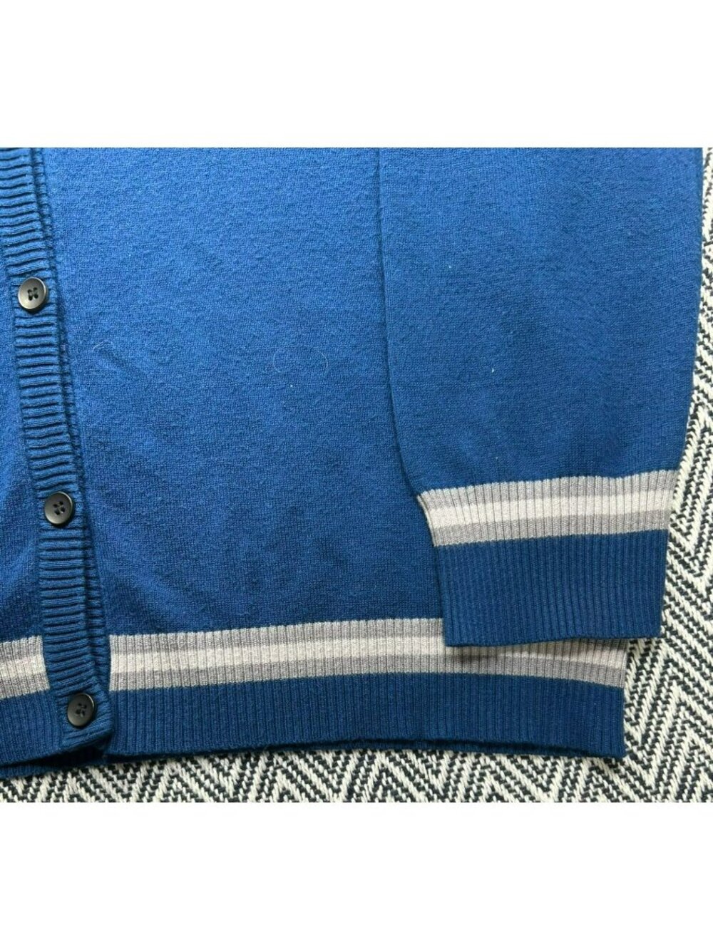 Harry Potter Ravenclaw Blue Cardigan Women's Medium Button-Up Sweater Crest & St - Picture 5 of 6